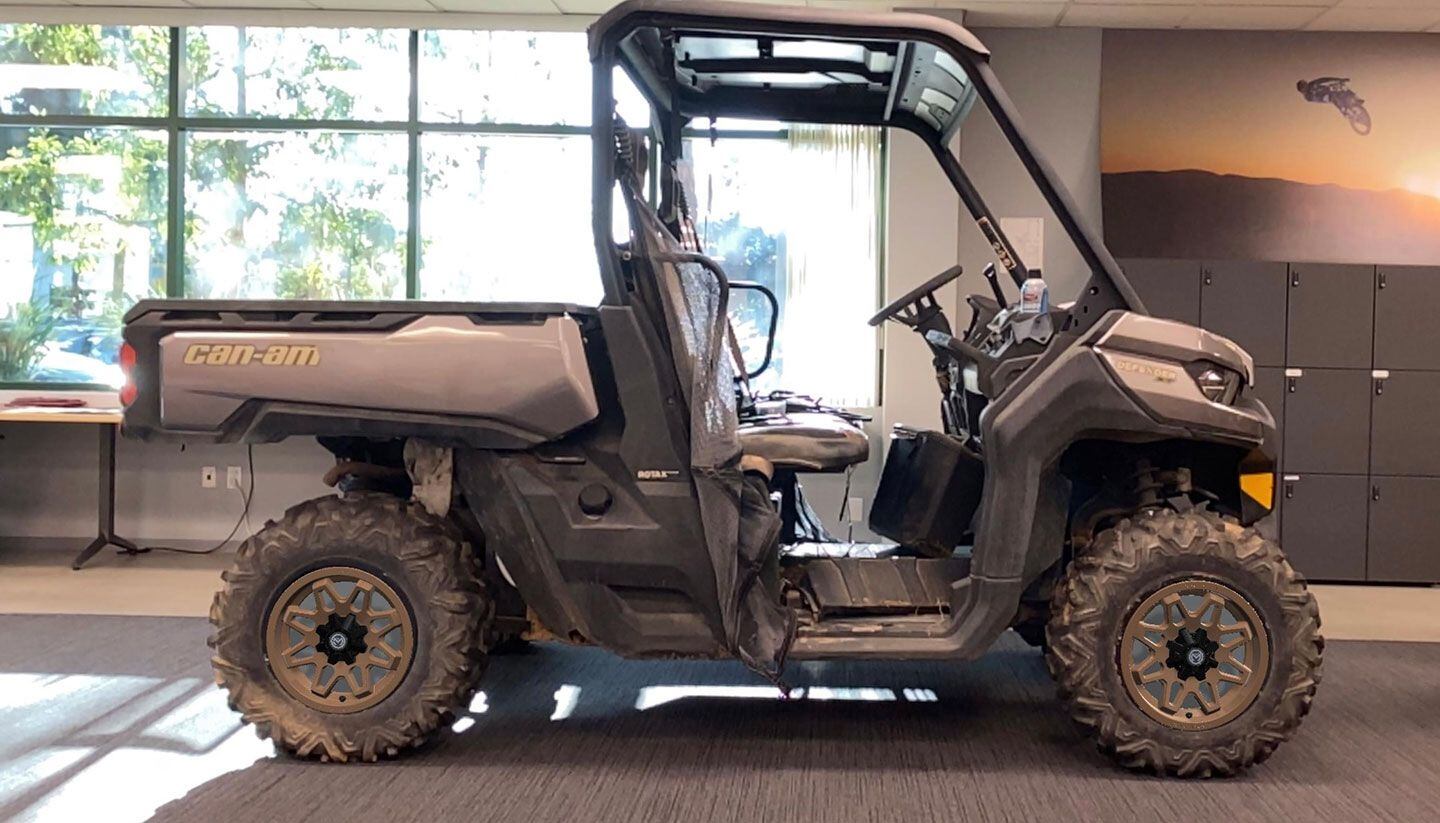 Moose ATV/UTV smartphone app allows users to try out different wheels virtually on their own rigs. These are Moose 416 X aluminum wheels on our project 2016 Can-Am Defender XT HD10.
