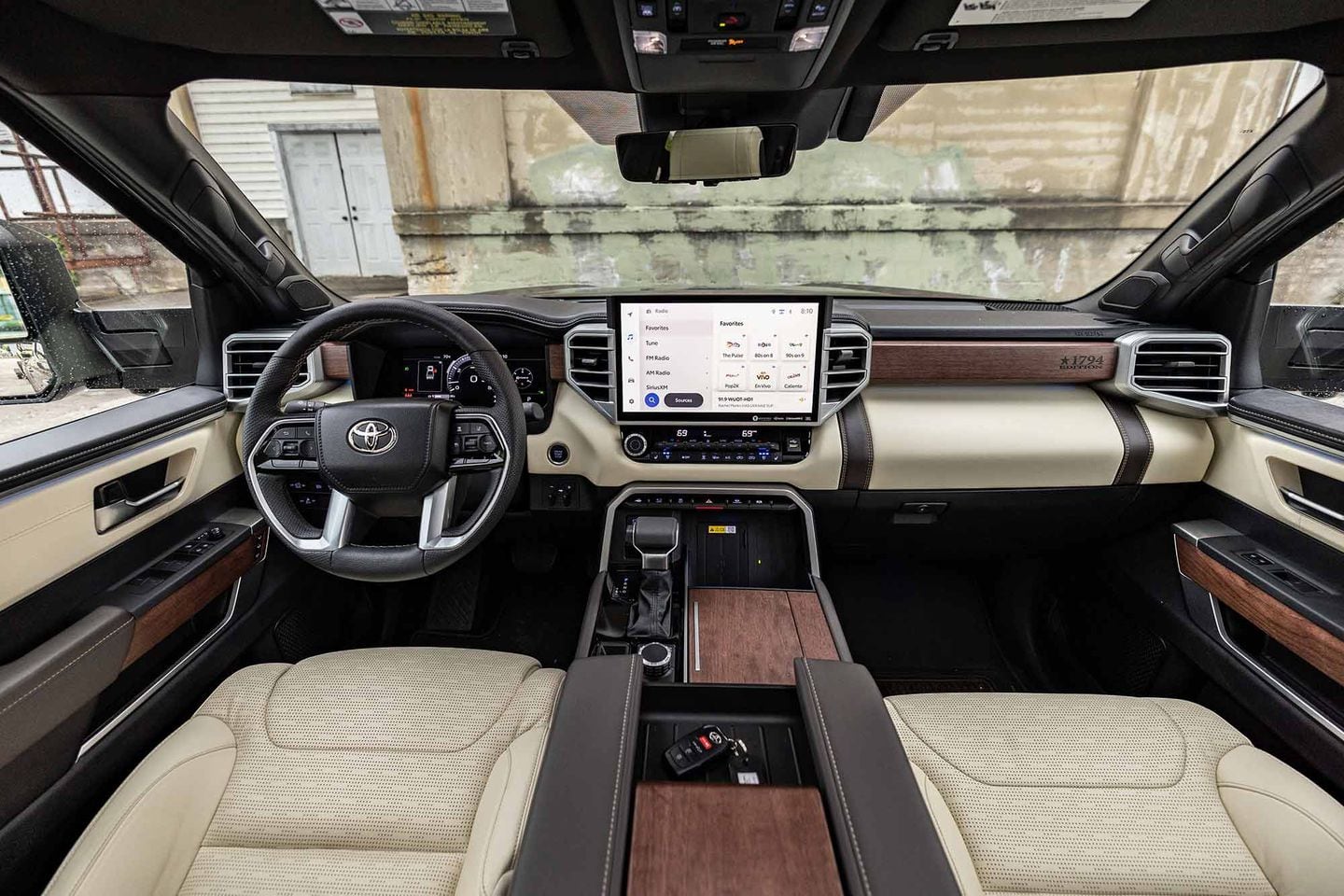 1794 Tundra Interior