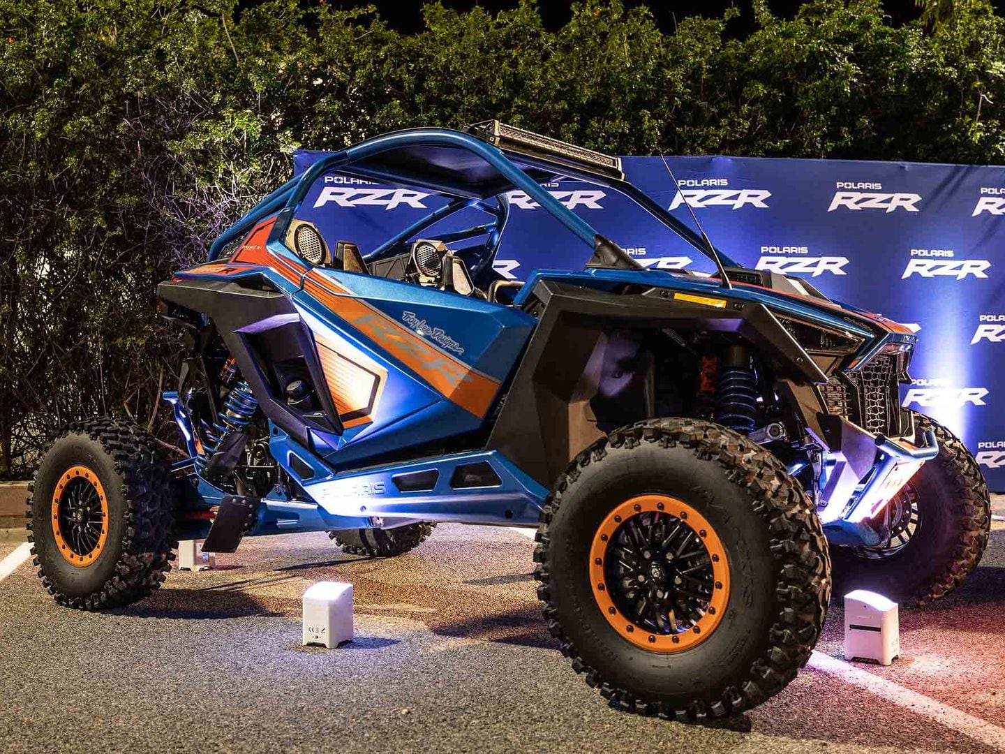 Polaris Shows Off 2023 Troy Lee Designs RZR Limited Editions | UTV