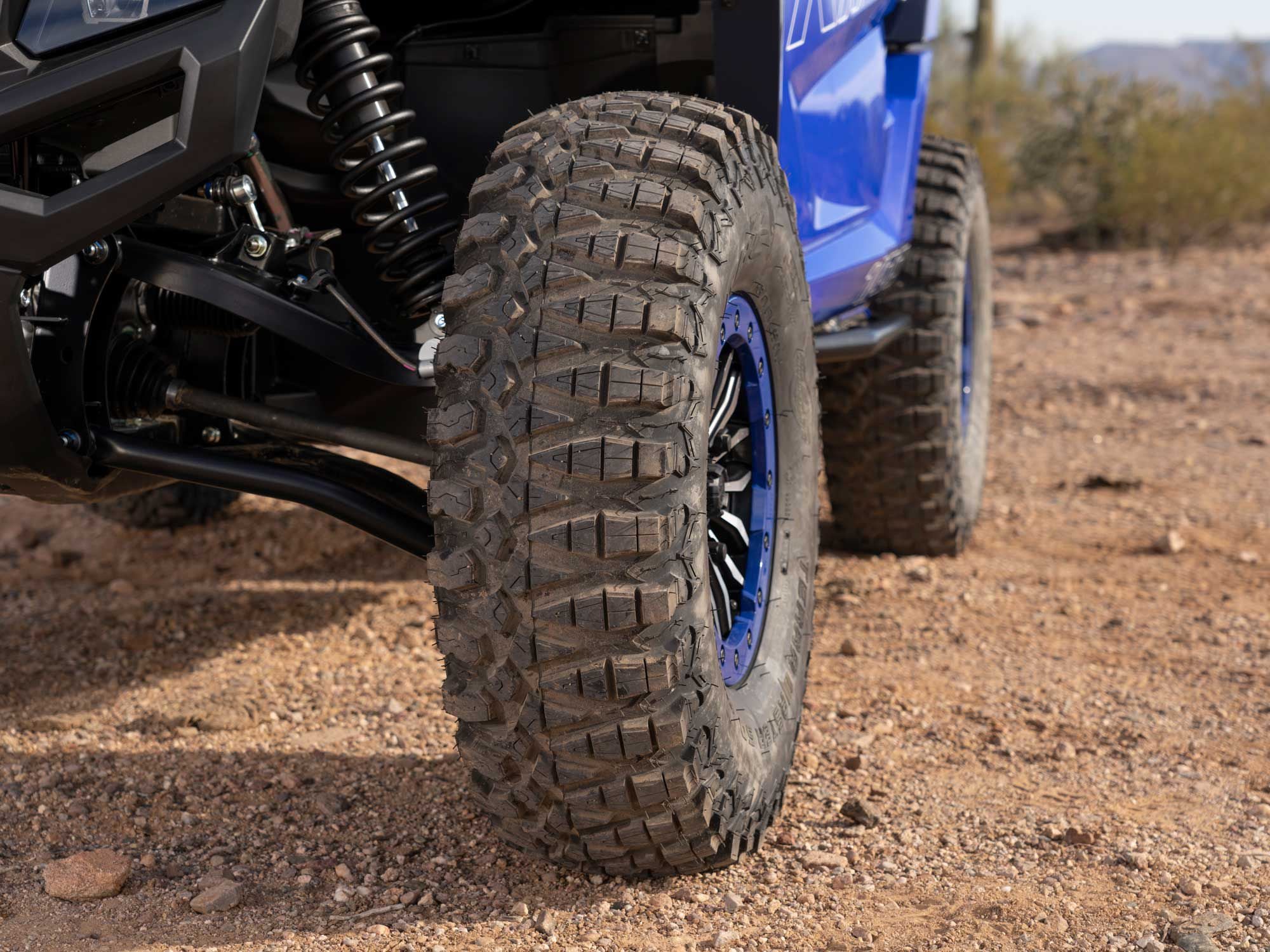 GBC Terra Master SQ tires have an exclusive A- and B-side for hard- or soft-terrain selection. The tires come mounted on beadlock wheels.
