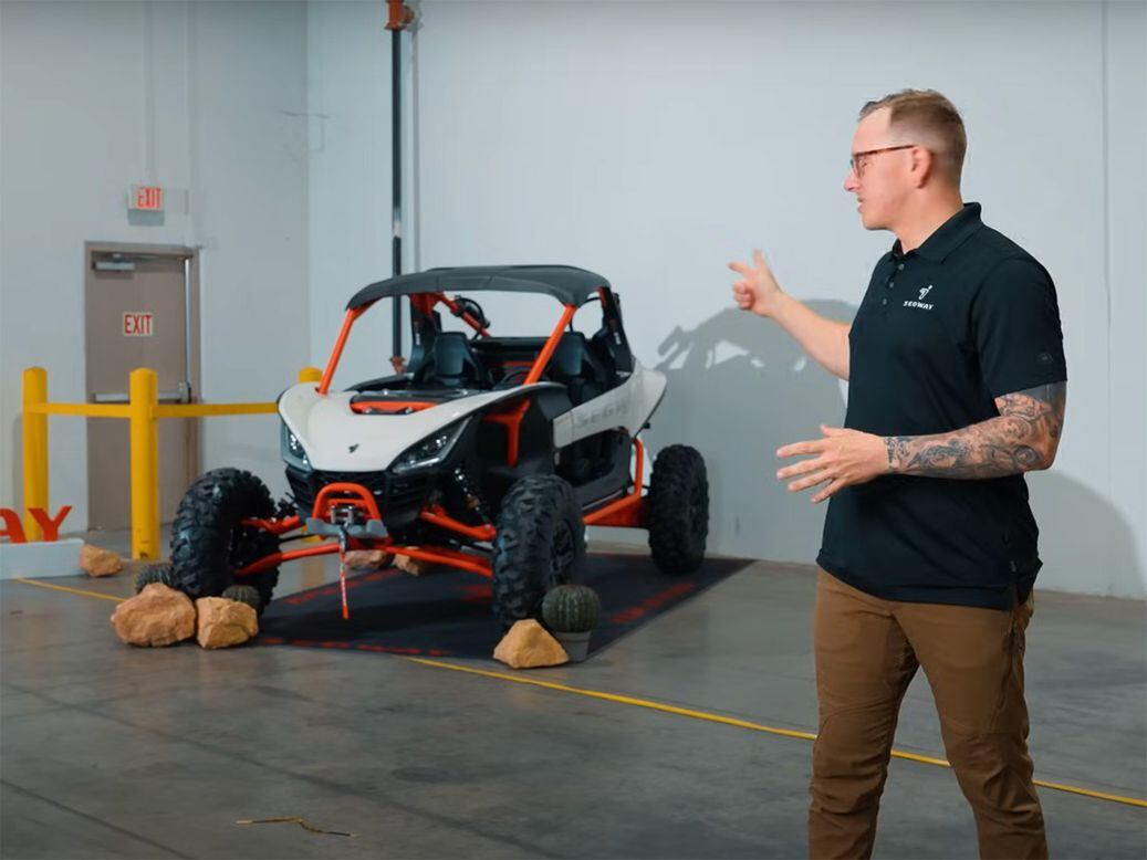 マックイーンページ E7ESMUTTFZC33AY4GUUYBY3HBM.jpg