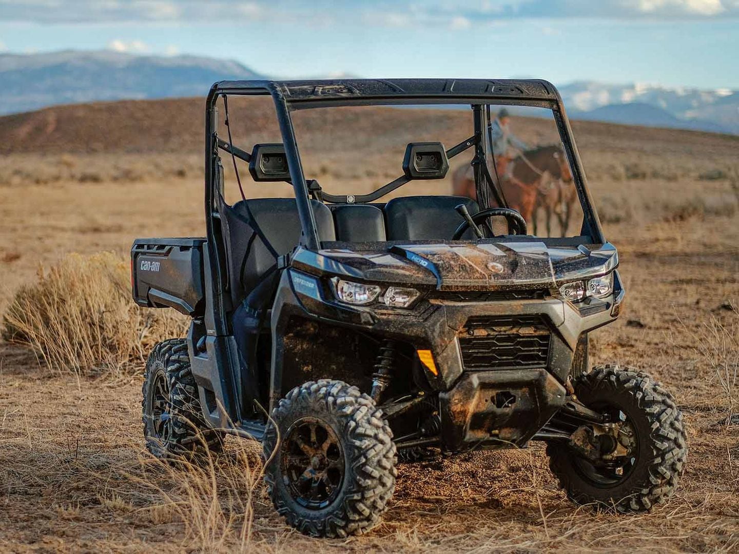 2023 CAN AM DEFENDER MANUAL visual data 2