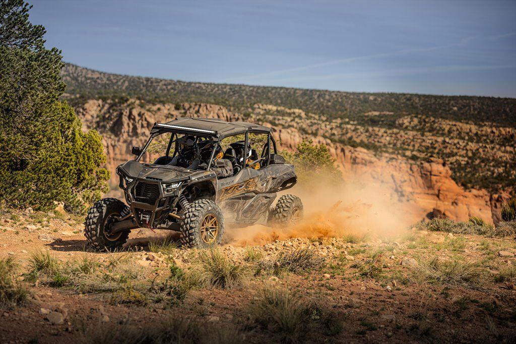 The KRX4 SE eS can conquer whatever you throw at it, while being able to seat the entire family.