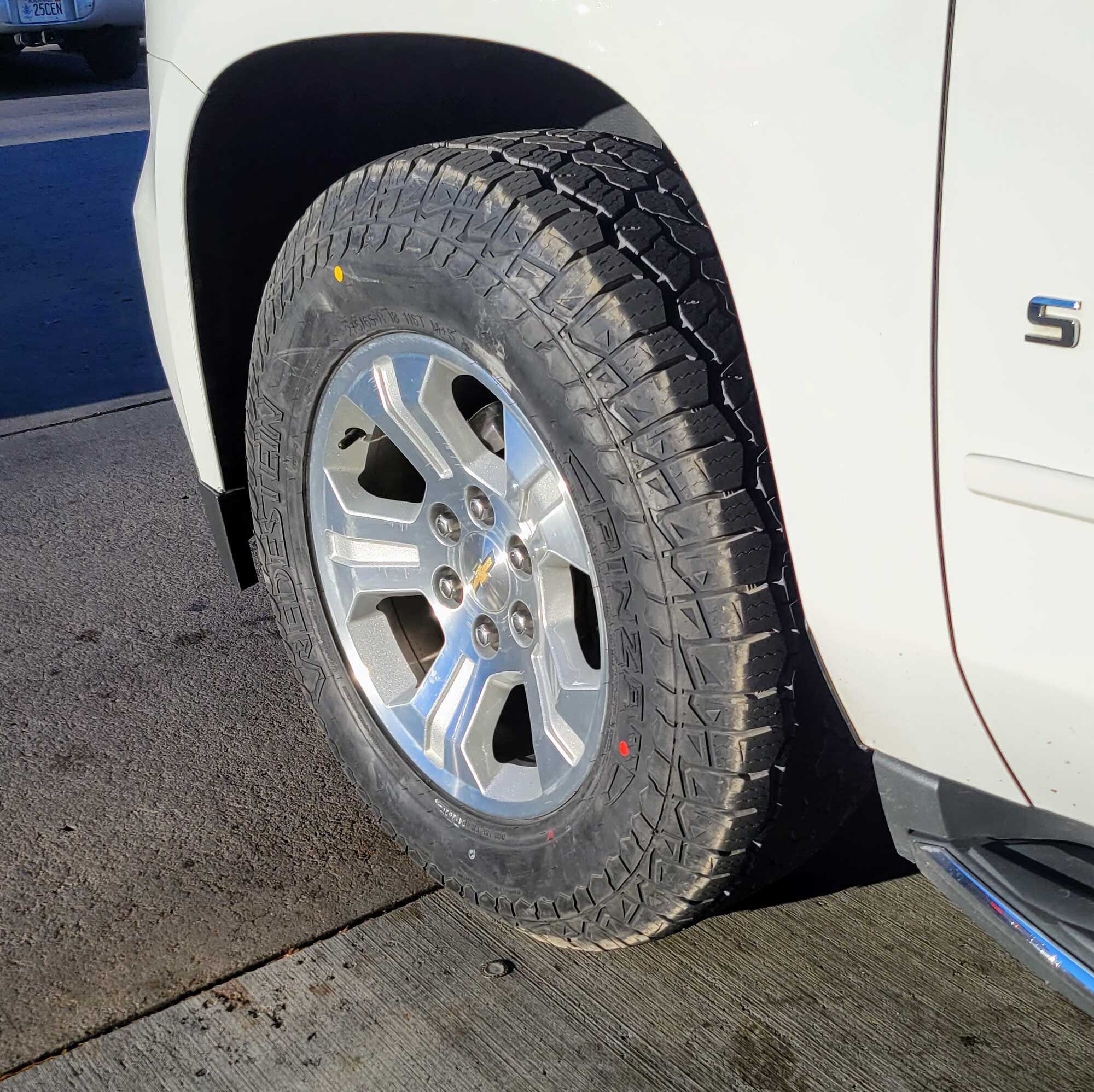 The Pinzas are much more aggressive than all-seasons, but they’re toned down when compared to the likes of the BF Goodrich KO2 all-terrains.