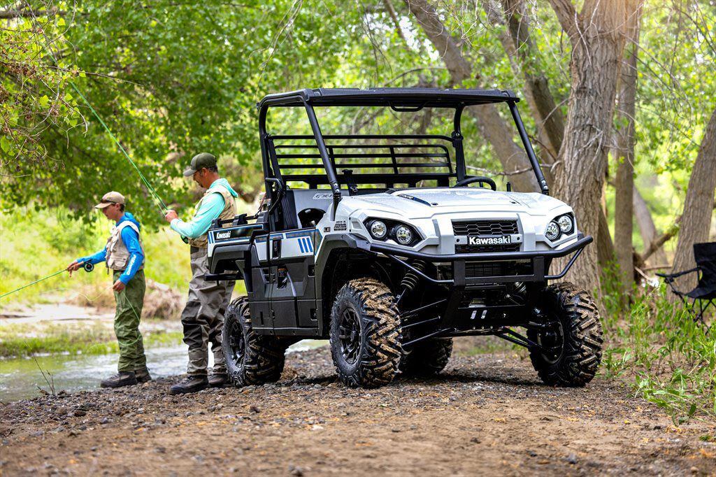 With a shorter bed and wheelbase and 27-inch aggressive tires, the 2024 Kawasaki Mule Pro-FXR is a more playful version of the HD Edition.