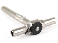 Ratcheting t handle new arrivals