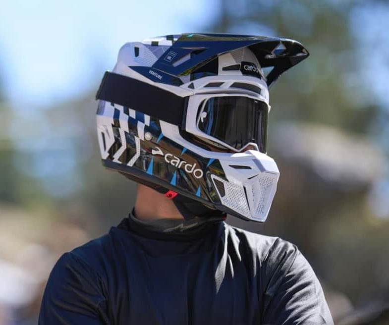 cardo motorcycle helmets PACKTALK PRO Helmet Communication System Intercom, Crash Detection, Auto On/Off, Air Mount, 45mm Speakers, Single Pack : Automotive aggressively priced and packaged to be a hard deal to beat Cardo HJC Spirit - Helmet